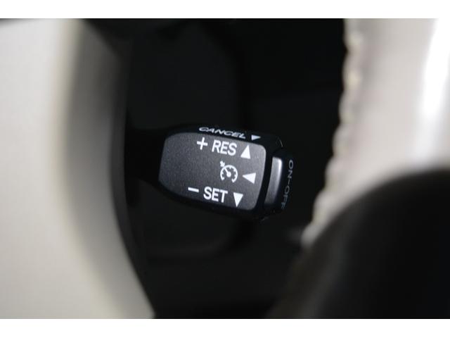エスティマハイブリッド Ｇ　４ＷＤ　７人乗り　ナビＴＶ　ＤＶＤ再生　フリップダウンモニター　ＥＴＣ　スマートキー　アルミホイール（38枚目）