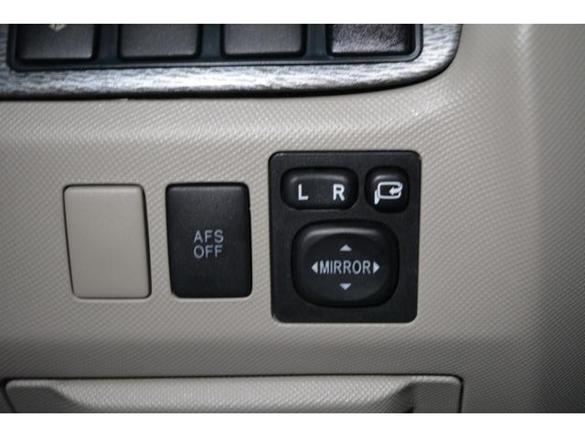 エスティマハイブリッド Ｇ　４ＷＤ　７人乗り　ナビＴＶ　ＤＶＤ再生　フリップダウンモニター　ＥＴＣ　スマートキー　アルミホイール（39枚目）