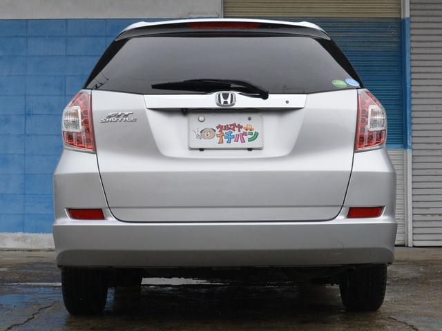 フィットシャトル １５Ｘ　ナビＴＶ　ＤＶＤ再生　バックカメラ　前席シートヒーター　パドルシフト　スマートキー　アルミホイール　５人乗り（6枚目）