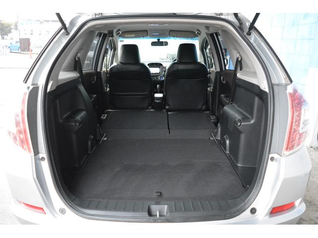フィットシャトル １５Ｘ　ナビＴＶ　ＤＶＤ再生　バックカメラ　前席シートヒーター　パドルシフト　スマートキー　アルミホイール　５人乗り（36枚目）