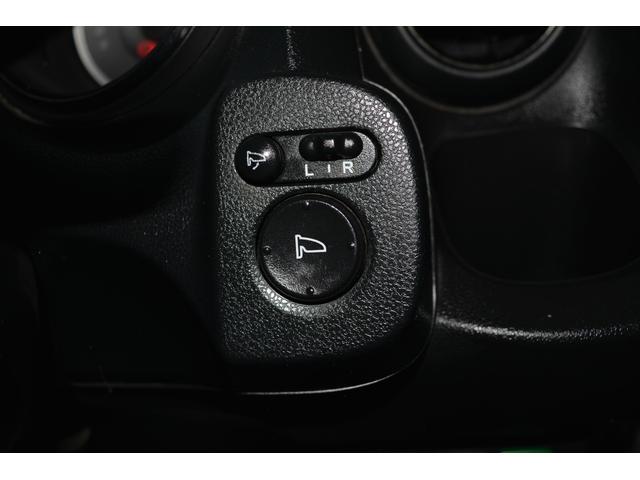 フィットシャトル １５Ｘ　ナビＴＶ　ＤＶＤ再生　バックカメラ　前席シートヒーター　パドルシフト　スマートキー　アルミホイール　５人乗り（42枚目）