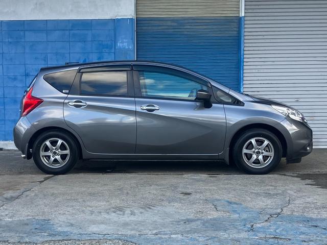 ノート メダリスト　Ｘ　エマージェンシーブレーキ　ナビＴＶ　スマートキー　プッシュスタート　アルミホイール（11枚目）