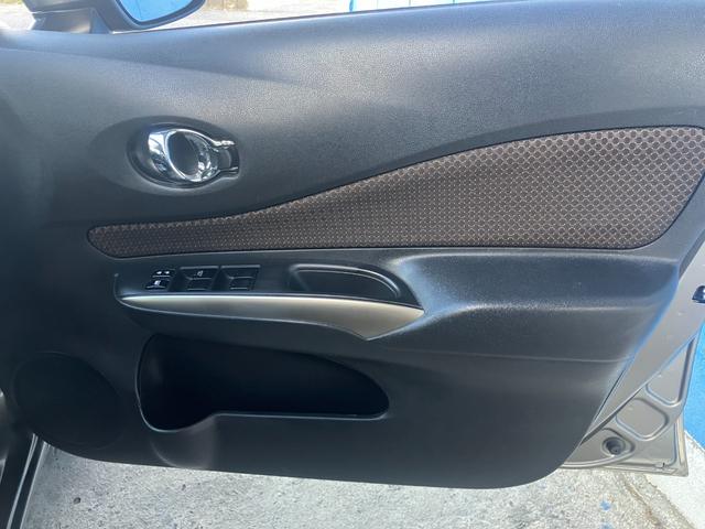 ノート メダリスト　Ｘ　エマージェンシーブレーキ　ナビＴＶ　スマートキー　プッシュスタート　アルミホイール（16枚目）