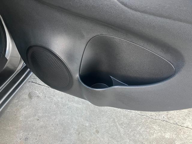 ノート メダリスト　Ｘ　エマージェンシーブレーキ　ナビＴＶ　スマートキー　プッシュスタート　アルミホイール（31枚目）