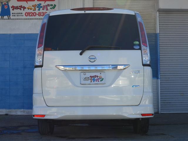 セレナ ハイウェイスター　４ＷＤ　８人乗り　ナビ　両側電動スライドドア　クルーズコントロール　スマートキー　プッシュスタート　アルミホイール（7枚目）