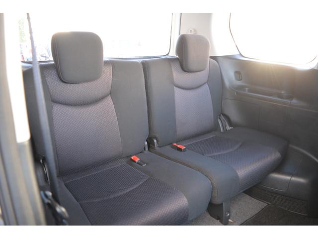 セレナ ハイウェイスター　４ＷＤ　８人乗り　ナビ　両側電動スライドドア　クルーズコントロール　スマートキー　プッシュスタート　アルミホイール（25枚目）