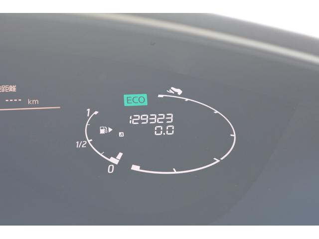 セレナ ハイウェイスター　４ＷＤ　８人乗り　ナビ　両側電動スライドドア　クルーズコントロール　スマートキー　プッシュスタート　アルミホイール（32枚目）