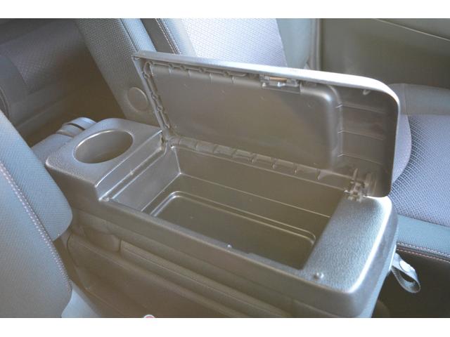 セレナ ハイウェイスター　４ＷＤ　８人乗り　ナビ　両側電動スライドドア　クルーズコントロール　スマートキー　プッシュスタート　アルミホイール（50枚目）