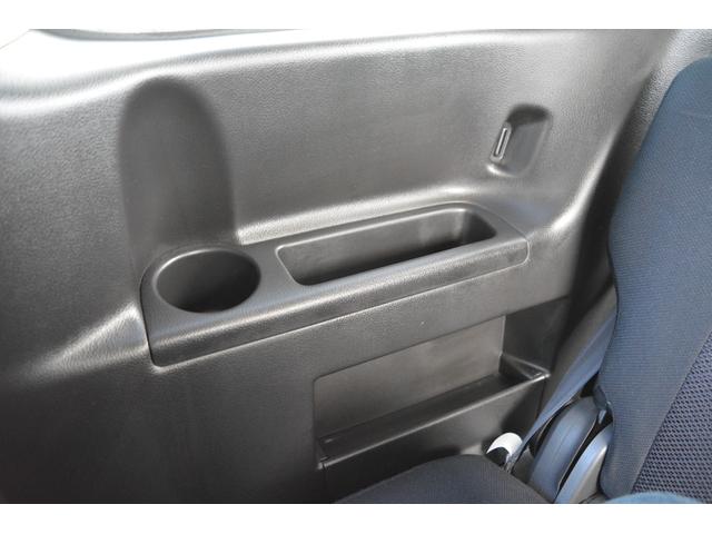 セレナ ハイウェイスター　４ＷＤ　８人乗り　ナビ　両側電動スライドドア　クルーズコントロール　スマートキー　プッシュスタート　アルミホイール（60枚目）