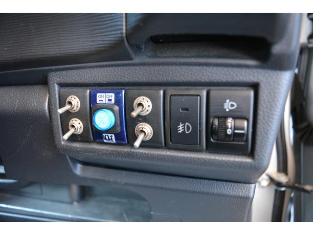 セルボ ＴＸ　ターボ　タワーバー　社外マフラー　ナビ　ＤＶＤ再生　スマートキー　アルミホイール（31枚目）