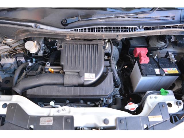 デリカＤ：２ Ｓ　４ＷＤ　スマートキー　プッシュスタート　ナビＴＶ　ＤＶＤ再生　両側スライドドア　シートヒーター　ＥＴＣ　アルミホイール（12枚目）