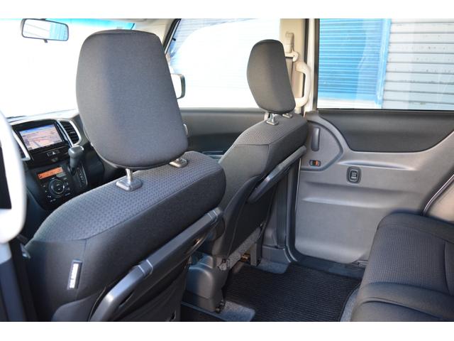 デリカＤ：２ Ｓ　４ＷＤ　スマートキー　プッシュスタート　ナビＴＶ　ＤＶＤ再生　両側スライドドア　シートヒーター　ＥＴＣ　アルミホイール（20枚目）