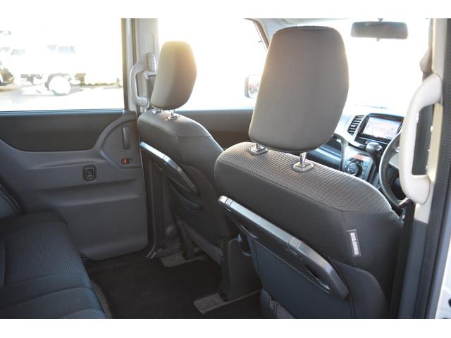 デリカＤ：２ Ｓ　４ＷＤ　スマートキー　プッシュスタート　ナビＴＶ　ＤＶＤ再生　両側スライドドア　シートヒーター　ＥＴＣ　アルミホイール（22枚目）