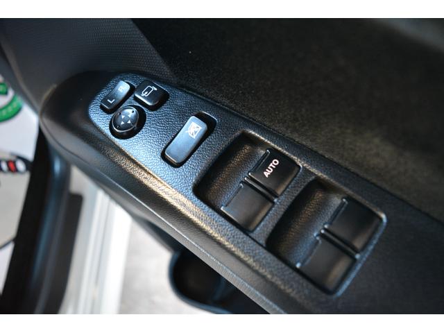 デリカＤ：２ Ｓ　４ＷＤ　スマートキー　プッシュスタート　ナビＴＶ　ＤＶＤ再生　両側スライドドア　シートヒーター　ＥＴＣ　アルミホイール（31枚目）