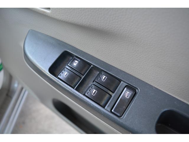 ミライース Lf 4WD アルミホイール キーレスキー オーディオ ダブルエアバック パワステ パワーウィンドウ エアバック 盗難防止装置 衝突安全ボディ ABS(31枚目)