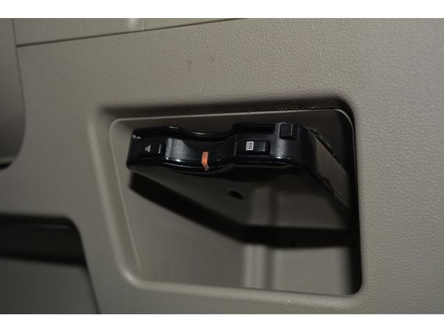 タント Ｌ　スマートセレクションＳＡ　４ＷＤ　衝突軽減ブレーキ　ナビ　ＤＶＤ再生　ＥＴＣ（32枚目）