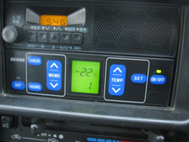 ハイゼットトラック 　デンソー低温冷蔵冷凍、－２２〜＋３５、切替４ＷＤ、キーレス、片側スライドドア（17枚目）