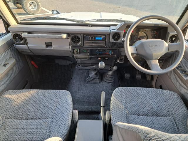 ランドクルーザー70 前後デフロックマニュアル4ナンバー(9枚目)