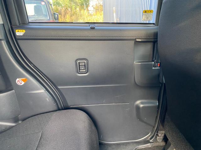 タンク Ｘ　４ＷＤ　ＥＴＣ／Ｂカメラ／左パワスラ／横滑り防止装置／アイドリングストップ／Ｐスタート／オートライト（47枚目）