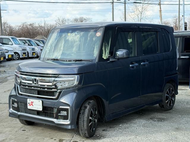 N-BOXカスタム EX 4WD 9インチナビ/フルセグTV/Bluetooth/Bカメラ/クルーズコントロール/両側パワスラ/クリアランスソナー/前後ドラレコ/衝突軽減装置/車線逸脱抑制装置/LEDヘッドライト(7枚目)