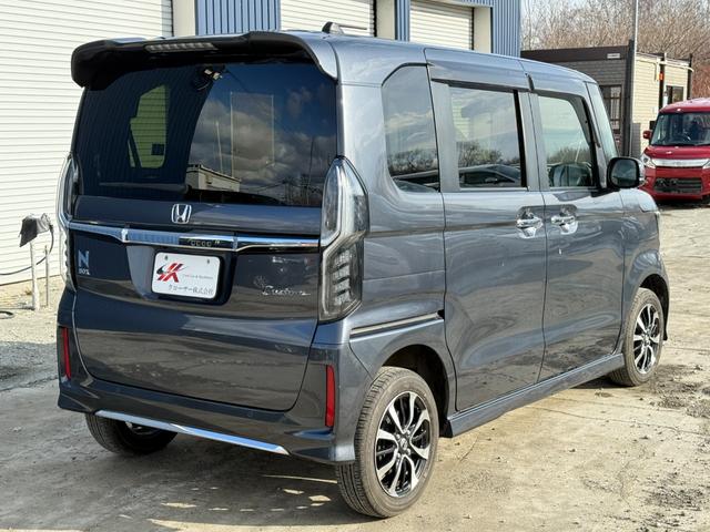N-BOXカスタム EX 4WD 9インチナビ/フルセグTV/Bluetooth/Bカメラ/クルーズコントロール/両側パワスラ/クリアランスソナー/前後ドラレコ/衝突軽減装置/車線逸脱抑制装置/LEDヘッドライト(15枚目)