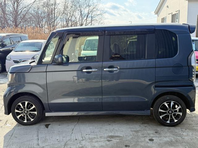 N-BOXカスタム EX 4WD 9インチナビ/フルセグTV/Bluetooth/Bカメラ/クルーズコントロール/両側パワスラ/クリアランスソナー/前後ドラレコ/衝突軽減装置/車線逸脱抑制装置/LEDヘッドライト(20枚目)