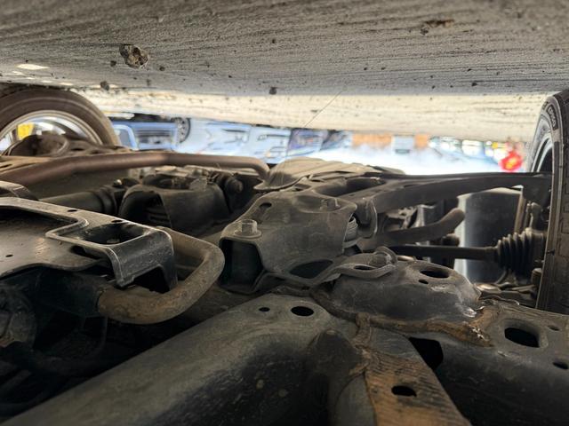 N-BOXカスタム EX 4WD 9インチナビ/フルセグTV/Bluetooth/Bカメラ/クルーズコントロール/両側パワスラ/クリアランスソナー/前後ドラレコ/衝突軽減装置/車線逸脱抑制装置/LEDヘッドライト(23枚目)