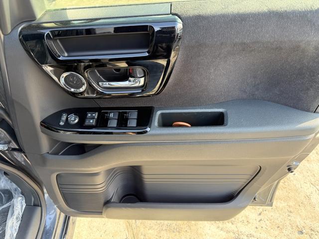 N-BOXカスタム EX 4WD 9インチナビ/フルセグTV/Bluetooth/Bカメラ/クルーズコントロール/両側パワスラ/クリアランスソナー/前後ドラレコ/衝突軽減装置/車線逸脱抑制装置/LEDヘッドライト(51枚目)