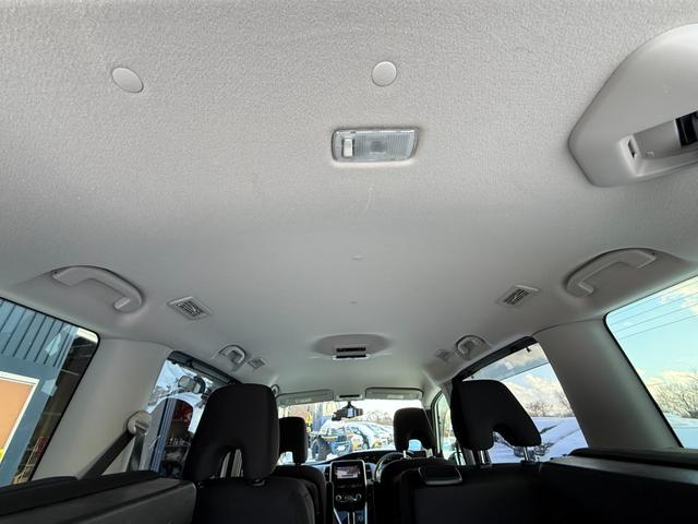 セレナ 2.0X 2列目スライドアップシート 4WD 純正ナビ/フルセグTV/Bカメラ/Bluetooth/純正エンスタ/ETC/前ドラレコ/クルコン/両側パワスラ/横滑り防止/フォグランプ/スマートキー2個(45枚目)