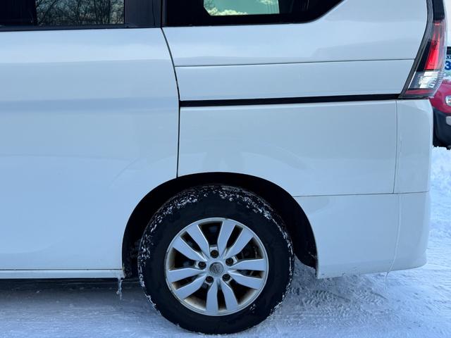 セレナ 2.0X 2列目スライドアップシート 4WD 純正ナビ/フルセグTV/Bカメラ/Bluetooth/純正エンスタ/ETC/前ドラレコ/クルコン/両側パワスラ/横滑り防止/フォグランプ/スマートキー2個(53枚目)