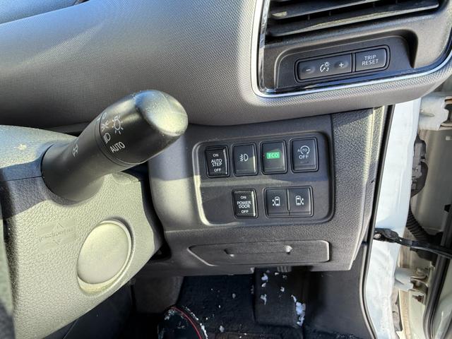 セレナ 2.0X 2列目スライドアップシート 4WD 純正ナビ/フルセグTV/Bカメラ/Bluetooth/純正エンスタ/ETC/前ドラレコ/クルコン/両側パワスラ/横滑り防止/フォグランプ/スマートキー2個(59枚目)