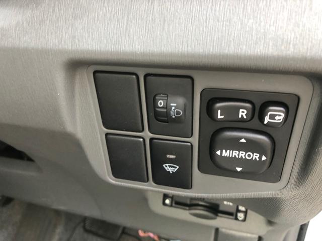 プリウス S メモリーナビ 車検整備付 寒冷地仕様 スマートキー(17枚目)