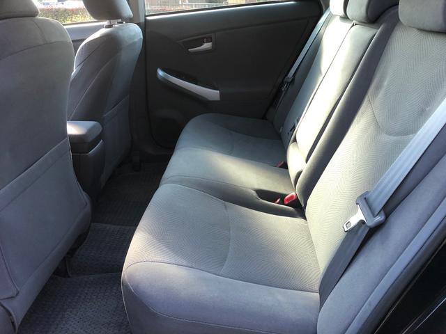 プリウス Ｓ　メモリーナビ　バックカメラ　ＥＴＣ　寒冷地仕様　スマートキー（15枚目）