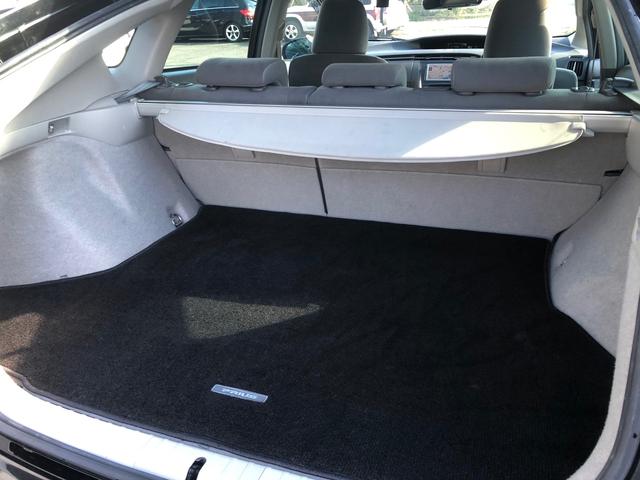 プリウス Ｓ　メモリーナビ　バックカメラ　ＥＴＣ　寒冷地仕様　スマートキー（16枚目）