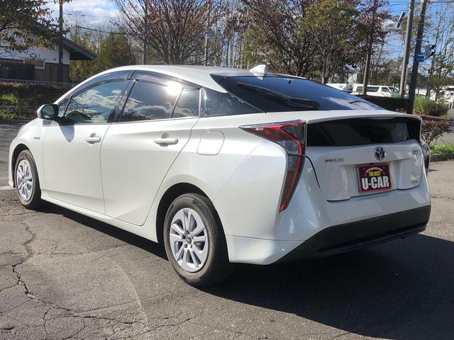 プリウス S メモリーナビ バックカメラ 4WD ドライブレコーダーエンジンスターター 寒冷地仕様(10枚目)