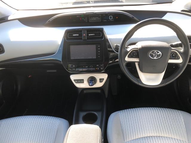 プリウス S メモリーナビ バックカメラ 4WD ドライブレコーダーエンジンスターター 寒冷地仕様(11枚目)