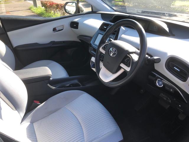 プリウス S メモリーナビ バックカメラ 4WD ドライブレコーダーエンジンスターター 寒冷地仕様(15枚目)