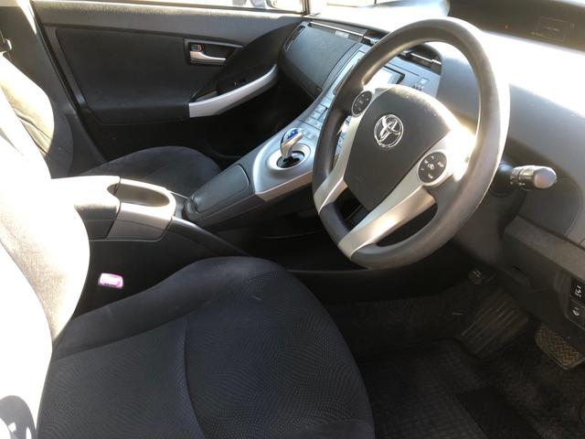 プリウス Ｓ　後期型　車検整備付　メモリーナビ　　スマートキー寒冷地仕様（13枚目）