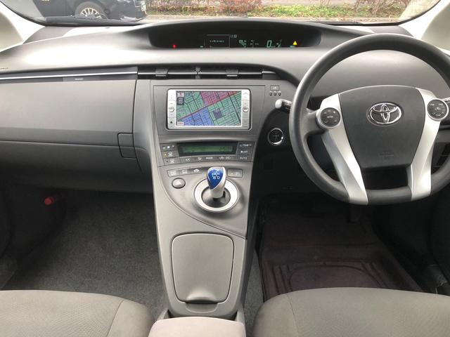 プリウス Ｓ　メモリーナビ　バックカメラ　寒冷地仕様　スマートキー（11枚目）