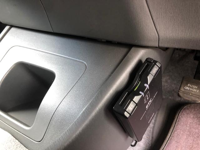 プリウス Ｓ　メモリーナビ　バックカメラ　寒冷地仕様　スマートキー（19枚目）