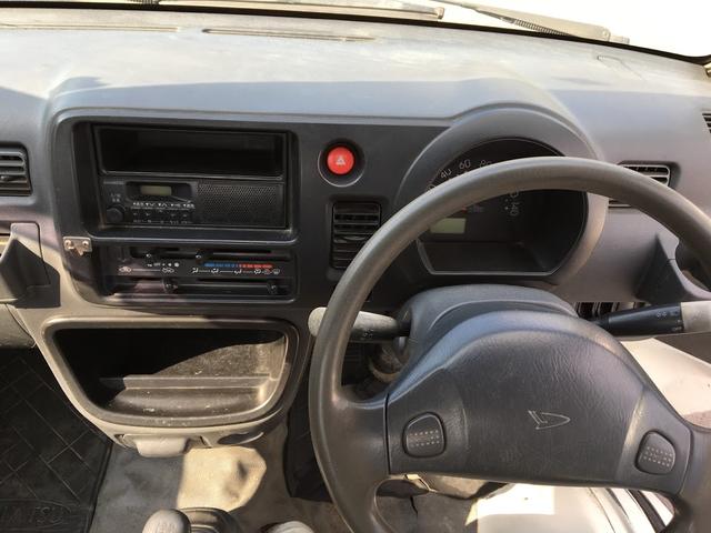 スペシャル 4WD 5速MT(15枚目)