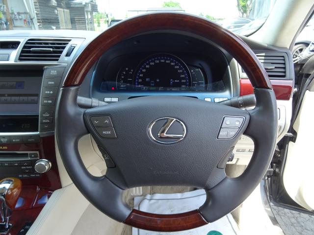 ＬＳ ＬＳ６００ｈ　バージョンＳ　Ｉパッケージ　４ＷＤ　オートクルーズコントロール　アルミホイール　ＬＥＤヘッドランプ　ＣＶＴ　スマートキー　盗難防止システム　衝突安全ボディ　ＡＢＳ　ＥＳＣ　エアコン　パワーステアリング　パワーウィンドウ（34枚目）