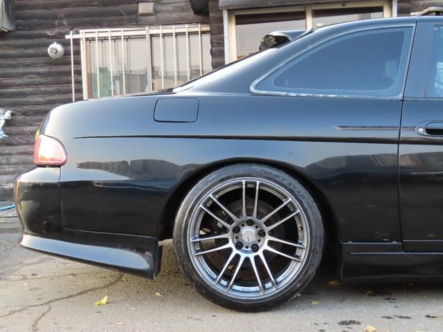 ソアラ 2.5GT-T サンルーフ ハイフロータービン センチュリー用キャリパー 2wayLSD GReddyブーコン 社外ナックル 車高調 前置I/C アルミホイール ABS エアコン パワーステアリング パワーウィンドウ(11枚目)