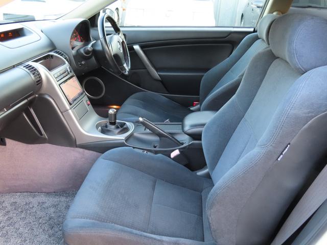 スカイライン ３５０ＧＴ　アルミホイール　ＨＩＤ　ＭＴ　キーレスエントリー　盗難防止システム　パワーシート　ＣＤ　カセット　衝突安全ボディ　ＡＢＳ　ＥＳＣ　エアコン　パワーステアリング　パワーウィンドウ　運転席エアバッグ（34枚目）