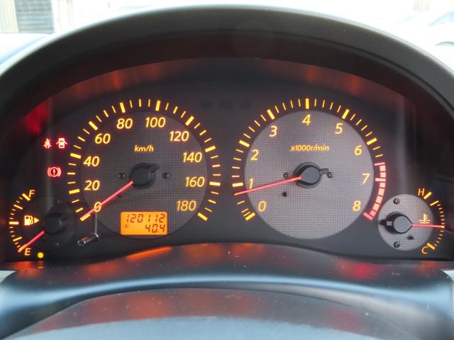 スカイライン ３５０ＧＴ　アルミホイール　ＨＩＤ　ＭＴ　キーレスエントリー　盗難防止システム　パワーシート　ＣＤ　カセット　衝突安全ボディ　ＡＢＳ　ＥＳＣ　エアコン　パワーステアリング　パワーウィンドウ　運転席エアバッグ（41枚目）