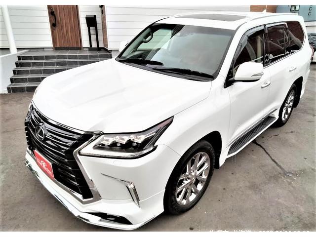 ＬＸ ＬＸ５７０　４ＷＤ　サンルーフ　パノラミックビューモニター　純正リモコンエンジンスターター　純正アルミホイール　スマートキー　ヒッチメンバー（3枚目）