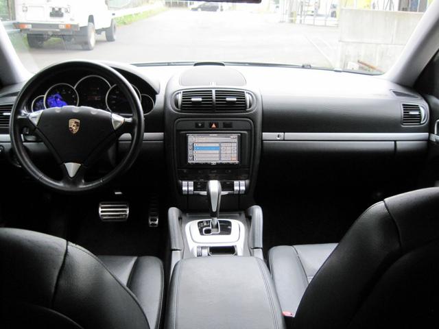 S 1ナンバー貨物 4名乗車 サンルーフ レザーシート(6枚目)