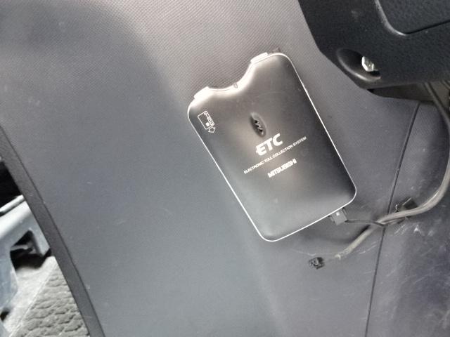 ノア Ｘ　Ｖパッケージ　事故無し　保証１年　４ＷＤ　純正ナビ　ワンセグＴＶ　社外エンジンスターター　キーレス　ＥＴＣ　ステアリングスイッチ　ワイパーデアイサー（34枚目）