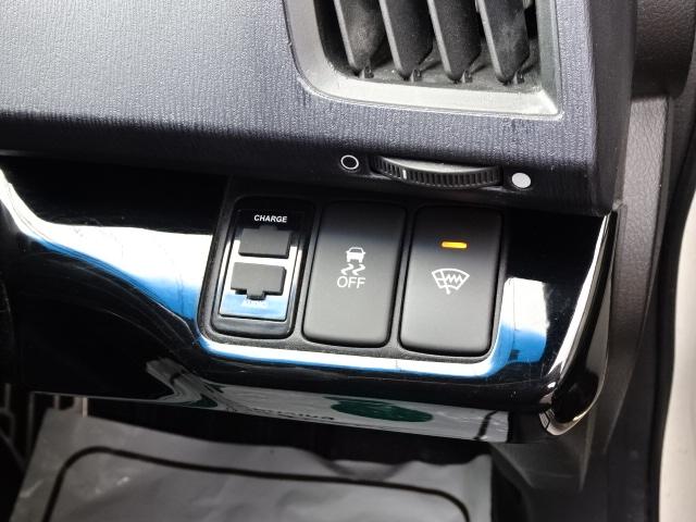 オデッセイ アブソルート　事故無し　保証１年　４ＷＤ　アブソルート　社外ナビ　Ｂｌｕｅｔｏｏｔｈ接続　ＥＴＣ　１６インチアルミ付冬タイヤ付属　純正ＨＩＤ　純正１８インチアルミ　パドルシフト　クルーズコントロール　社外ツィーター（45枚目）