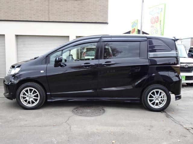 HONDA FREED SPIKE G AERO